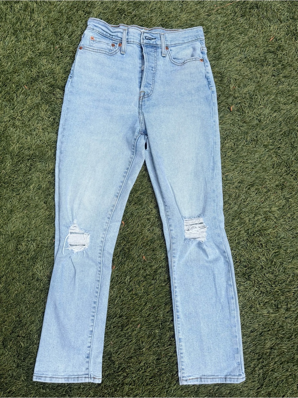 Levi's wedgie Straight-Leg Jeans with Knee Rips